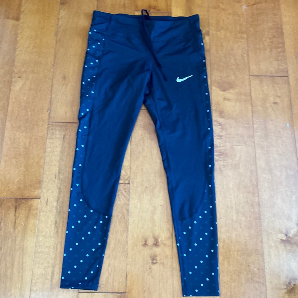 Nike Running Carpi Size Medium Side Pocket Back Zipper Black w/ Silver Polka Dot